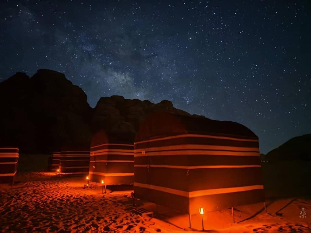 Wadi Rum Magic Nature Camp Zewnętrze zdjęcie